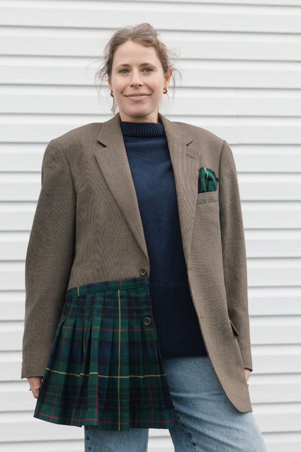 men's brown tweed blazer with green kilt detailing