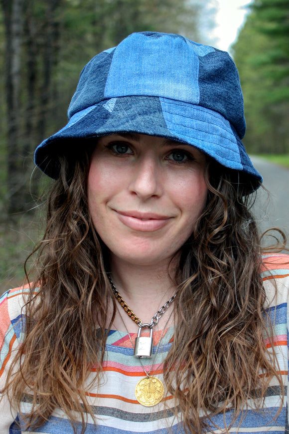 patchwork bucket hat, jean patchwork, scraps of jean, upcycled fabric, handmade in Ottawa